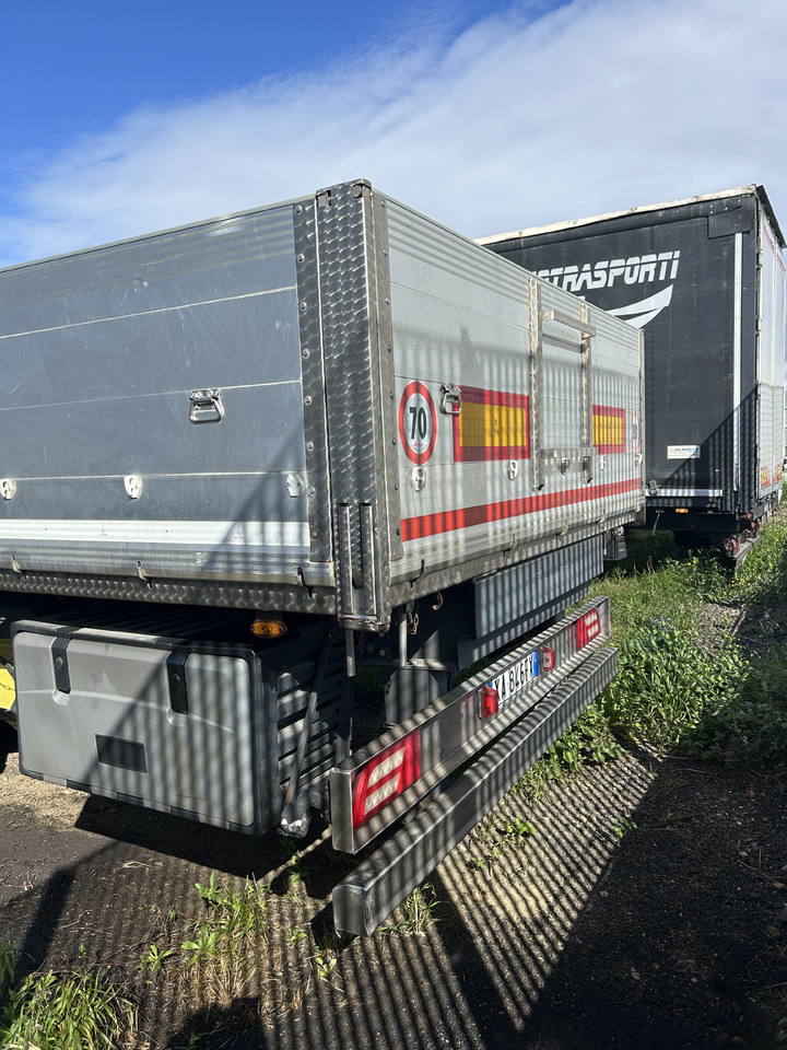 Mantella Trailers Srl SR Ribalt Bilaterale in acciaio sponde in alluminio - Kipper oplegger: afbeelding 4 Mantella Trailers Srl SR Ribalt Bilaterale in acciaio sponde in alluminio - Kipper oplegger: afbeelding 4