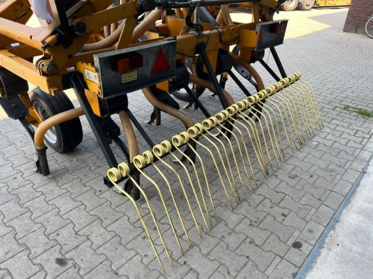 Joskin bouwlandbemester opklapbaar - Bemester: afbeelding 3 Joskin bouwlandbemester opklapbaar - Bemester: afbeelding 3
