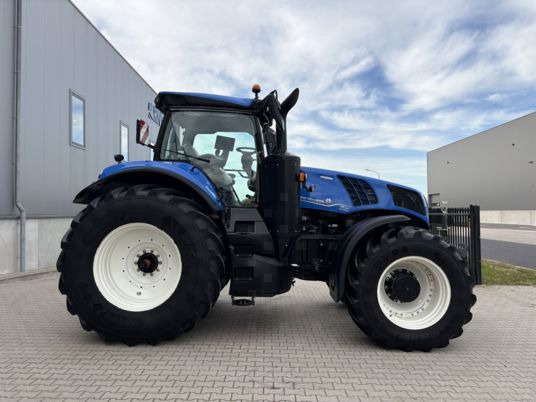 NEW HOLLAND New Holland T8.350 PLMi Genesis - Tractor: afbeelding 2 NEW HOLLAND New Holland T8.350 PLMi Genesis - Tractor: afbeelding 2