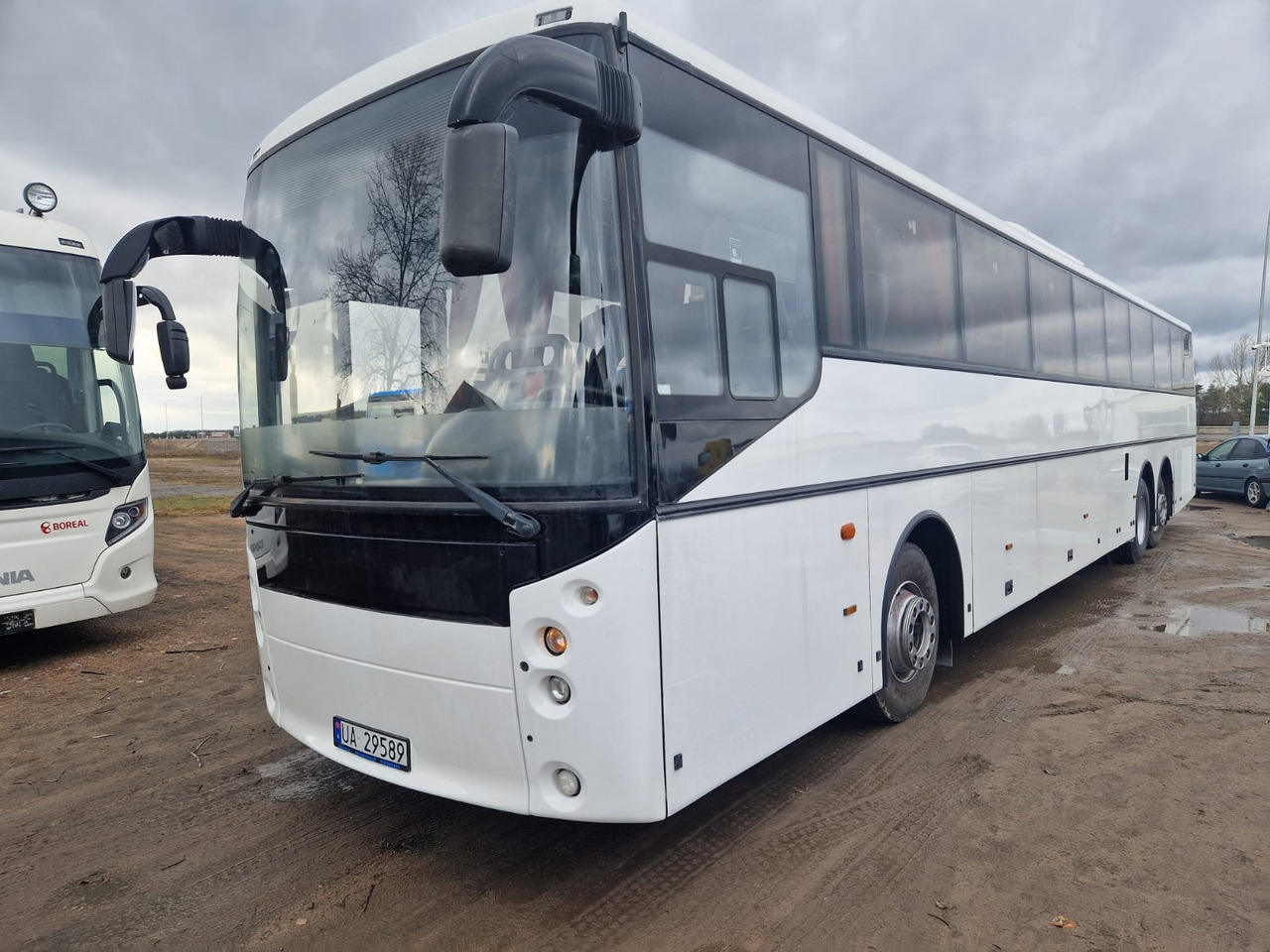 VOLVO B12B VEST HORISONT - Touringcar: afbeelding 1 VOLVO B12B VEST HORISONT - Touringcar: afbeelding 1