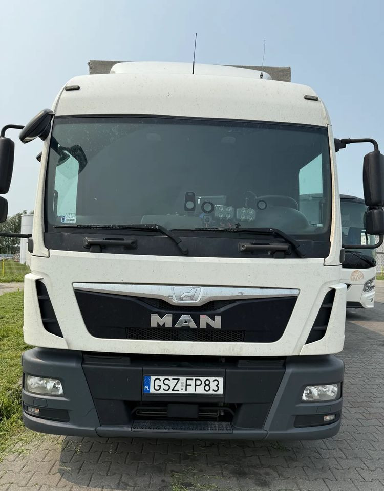 MAN - Schuifzeilen vrachtwagen, Aanhangwagen met huif: afbeelding 1 MAN - Schuifzeilen vrachtwagen, Aanhangwagen met huif: afbeelding 1