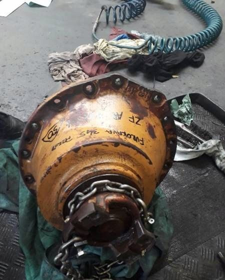 FURUKAWA 345 DYFER MOSTU ZF AP-411/HK 44604150080 - Differentieel voor Bouwmachine: afbeelding 3 FURUKAWA 345 DYFER MOSTU ZF AP-411/HK 44604150080 - Differentieel voor Bouwmachine: afbeelding 3