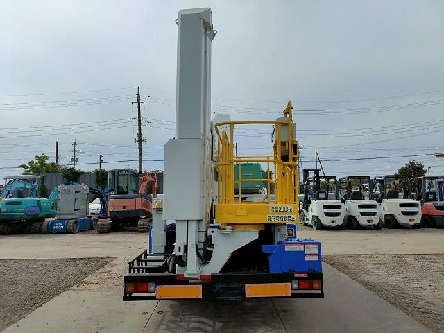 TADANO BT-110-1 - Vrachtwagen hoogwerker: afbeelding 4 TADANO BT-110-1 - Vrachtwagen hoogwerker: afbeelding 4