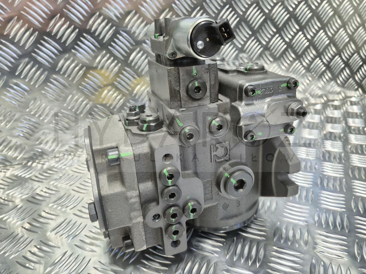 Doppstadt pump M4PV28-28 Bondioli & Pavesi HP Hydraulic M4PV28-28O225AL3B-080 M4PV28-28O225AR6B-I7 - Hydraulische pomp: afbeelding 4 Doppstadt pump M4PV28-28 Bondioli & Pavesi HP Hydraulic M4PV28-28O225AL3B-080 M4PV28-28O225AR6B-I7 - Hydraulische pomp: afbeelding 4