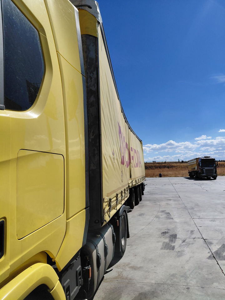 SCHMITZ SCB S3 - located in Spain - Schuifzeiloplegger: afbeelding 1 SCHMITZ SCB S3 - located in Spain - Schuifzeiloplegger: afbeelding 1