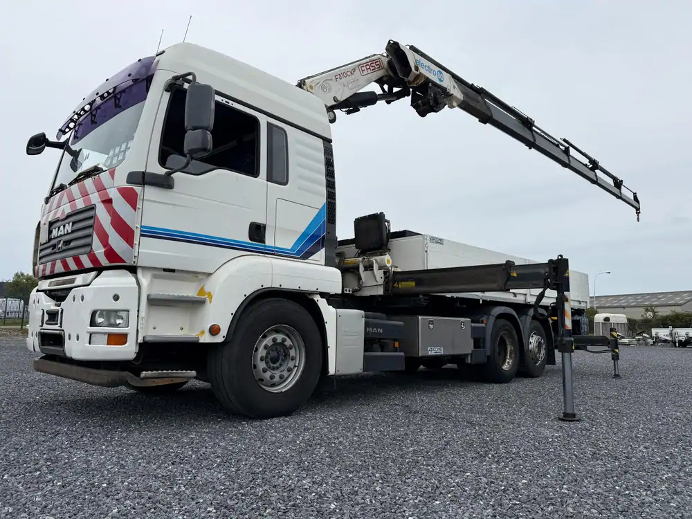 MAN TGA 26.400 *FASSI 31 TM*6EXTENSIONS*WINCH*REMOTE*BDF BOX - Vrachtwagen met open laadbak, Kraanwagen: afbeelding 1 MAN TGA 26.400 *FASSI 31 TM*6EXTENSIONS*WINCH*REMOTE*BDF BOX - Vrachtwagen met open laadbak, Kraanwagen: afbeelding 1