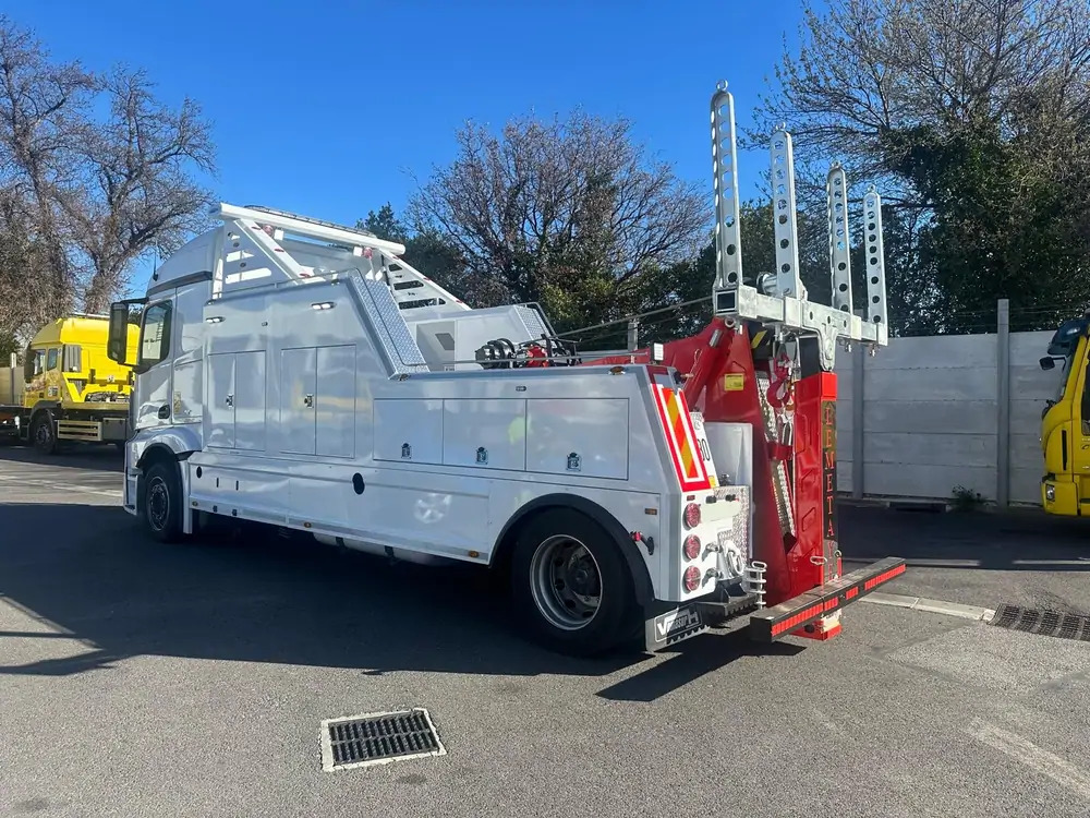 Mercedes-Benz Actros 1943 *NOUVELLE SUPERTRUCTURE GRS 20000 VEMASUR*FULL AIR - Bergingsvoertuig: afbeelding 4 Mercedes-Benz Actros 1943 *NOUVELLE SUPERTRUCTURE GRS 20000 VEMASUR*FULL AIR - Bergingsvoertuig: afbeelding 4