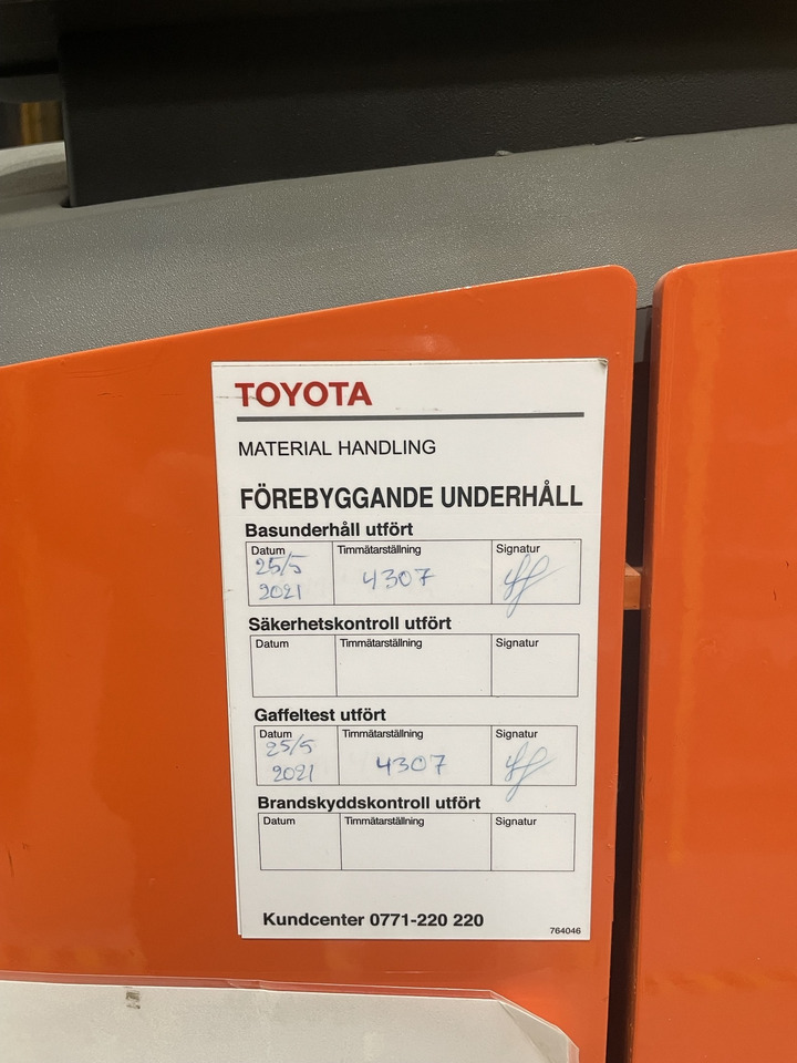 TOYOTA BT-RRE 160E - Reach truck: afbeelding 3 TOYOTA BT-RRE 160E - Reach truck: afbeelding 3