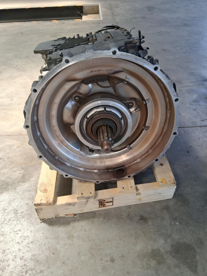 MAN TGS - Versnellingsbak: afbeelding 2 MAN TGS - Versnellingsbak: afbeelding 2