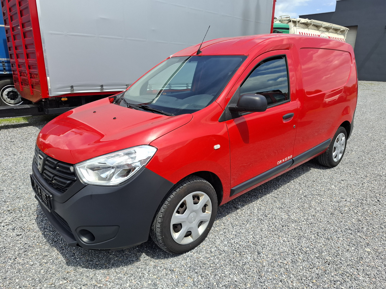 DACIA Dokker 1.5 DCI - Bestelwagen gesloten laadbak: afbeelding 3 DACIA Dokker 1.5 DCI - Bestelwagen gesloten laadbak: afbeelding 3
