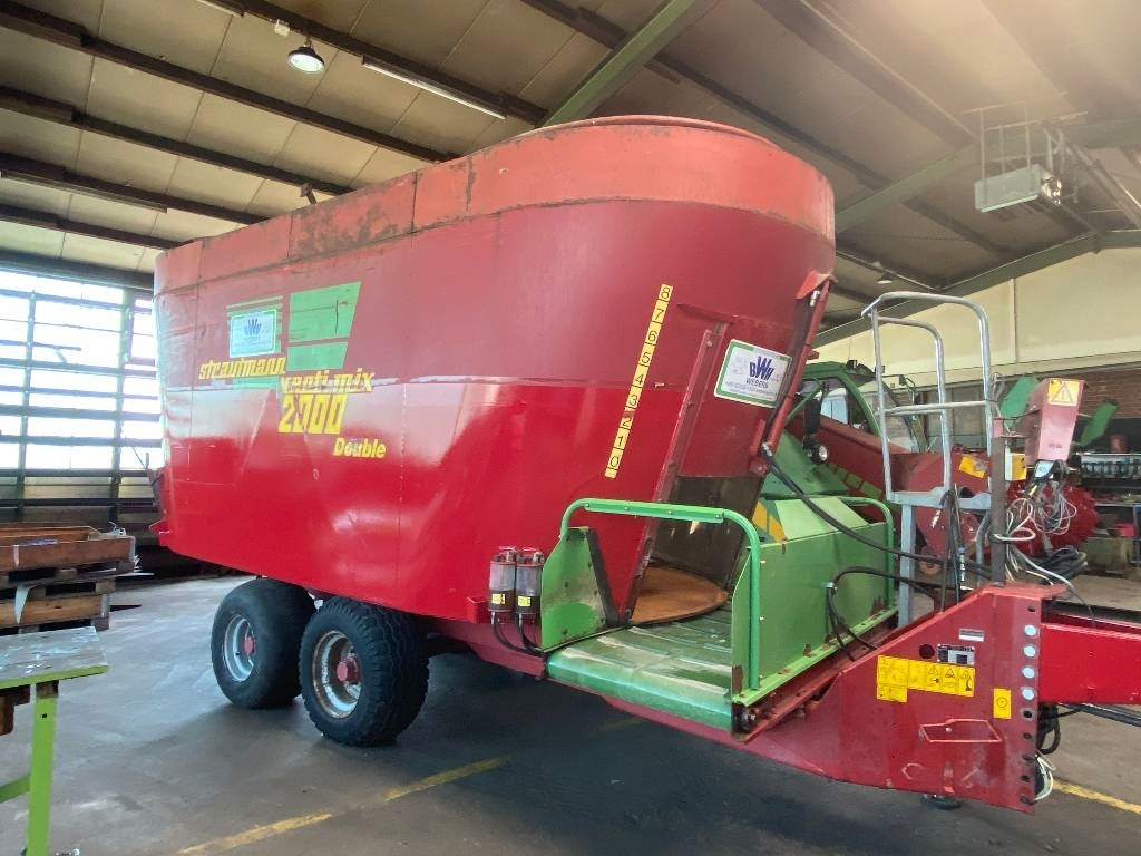 Strautmann Verti Mix 2000 Double - Voermengwagen: afbeelding 2 Strautmann Verti Mix 2000 Double - Voermengwagen: afbeelding 2