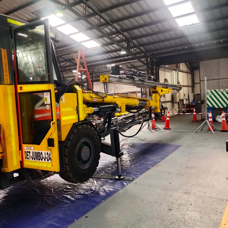 EPIROC BOOMER S2C - Horizontaal gestuurd boren: afbeelding 1 EPIROC BOOMER S2C - Horizontaal gestuurd boren: afbeelding 1