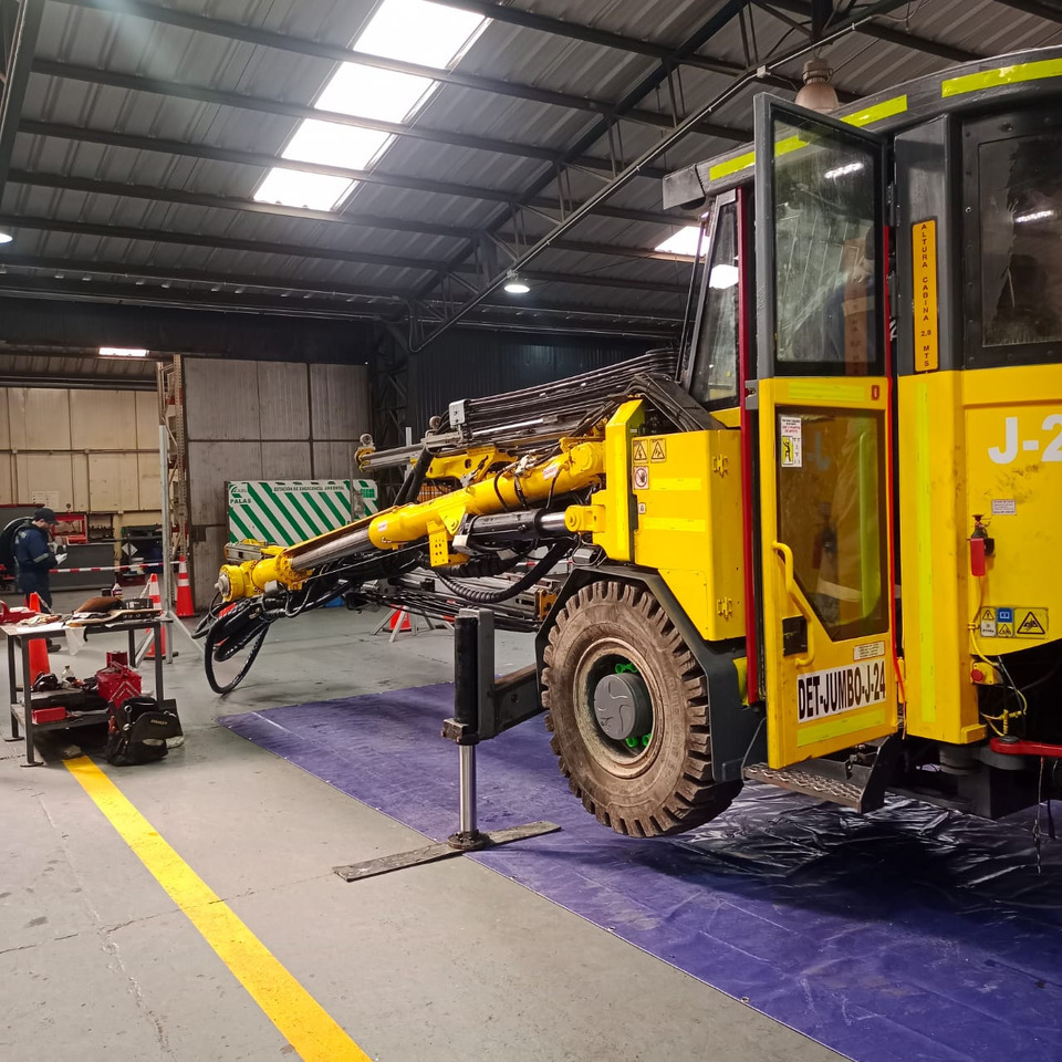 EPIROC BOOMER S2C - Horizontaal gestuurd boren: afbeelding 5 EPIROC BOOMER S2C - Horizontaal gestuurd boren: afbeelding 5