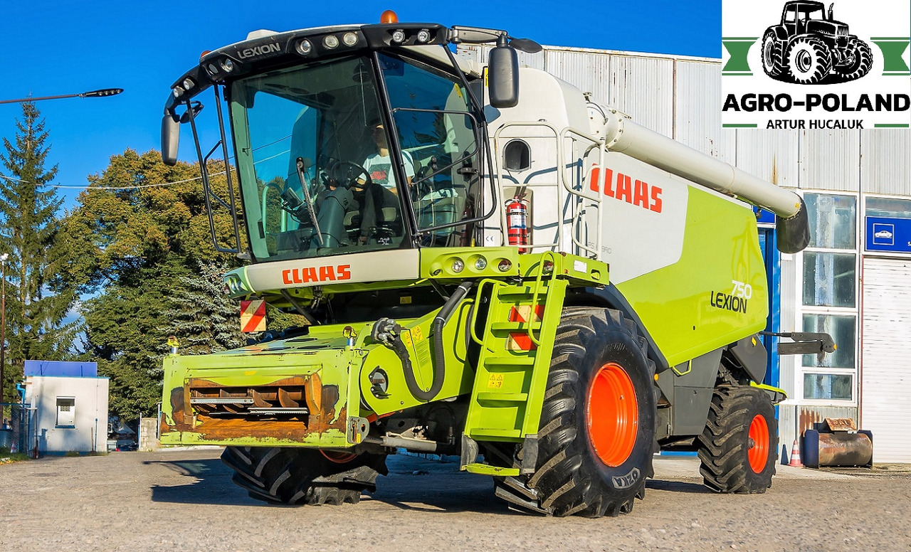 CLAAS LEXION 750 - 2012 ROK - 1650 h - 7.5 M - Maaidorser: afbeelding 2 CLAAS LEXION 750 - 2012 ROK - 1650 h - 7.5 M - Maaidorser: afbeelding 2