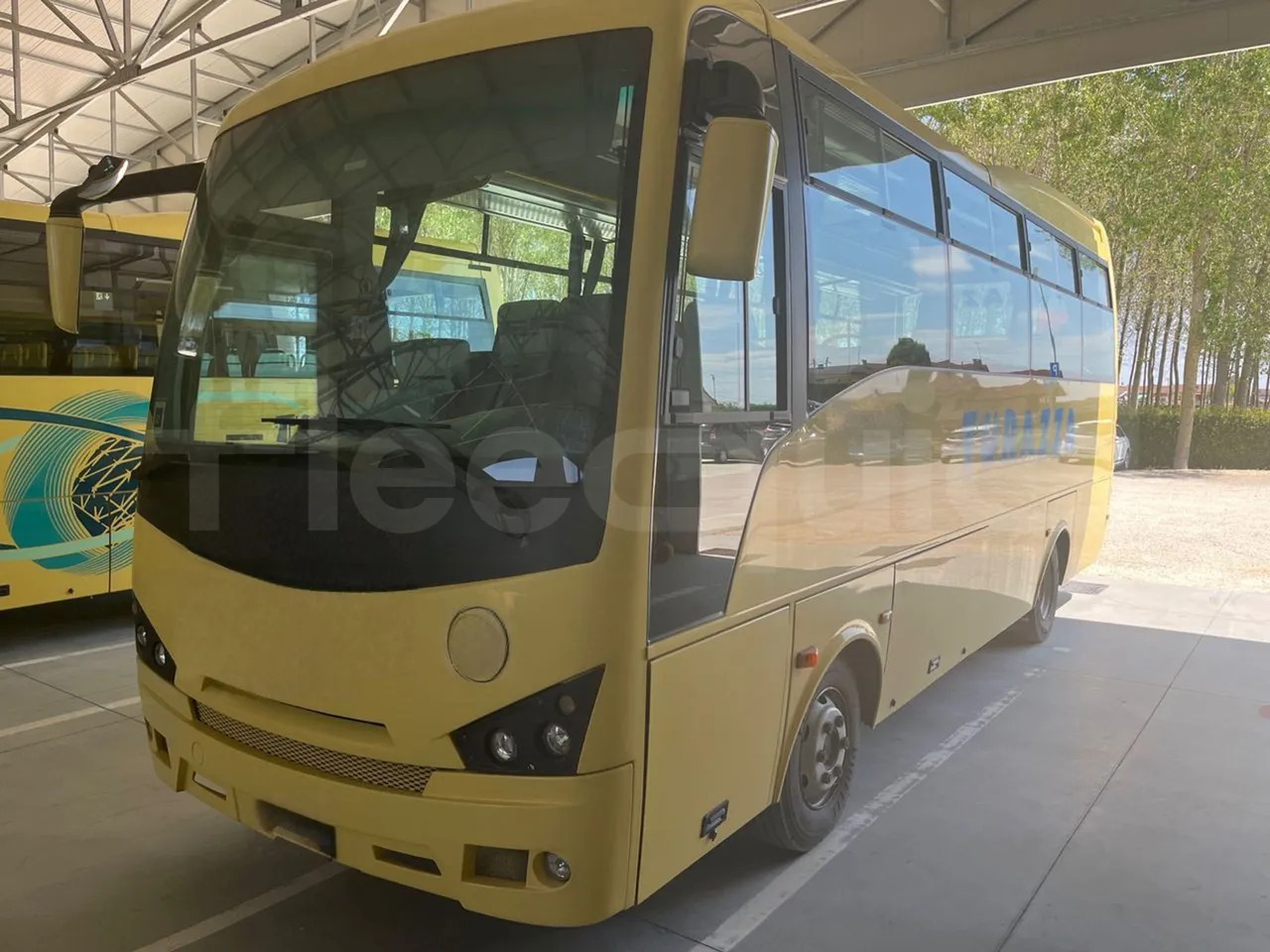 Isuzu Turquoise/Sb - Schoolbus: afbeelding 4 Isuzu Turquoise/Sb - Schoolbus: afbeelding 4