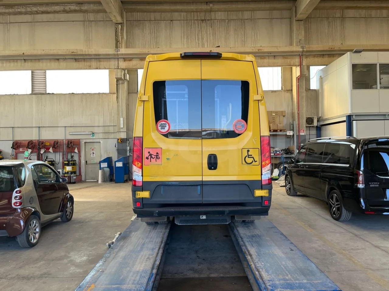 Iveco Daily - Schoolbus: afbeelding 5 Iveco Daily - Schoolbus: afbeelding 5