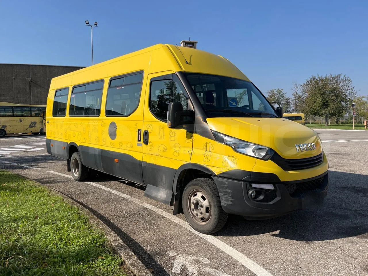 Iveco Daily - Schoolbus: afbeelding 1 Iveco Daily - Schoolbus: afbeelding 1