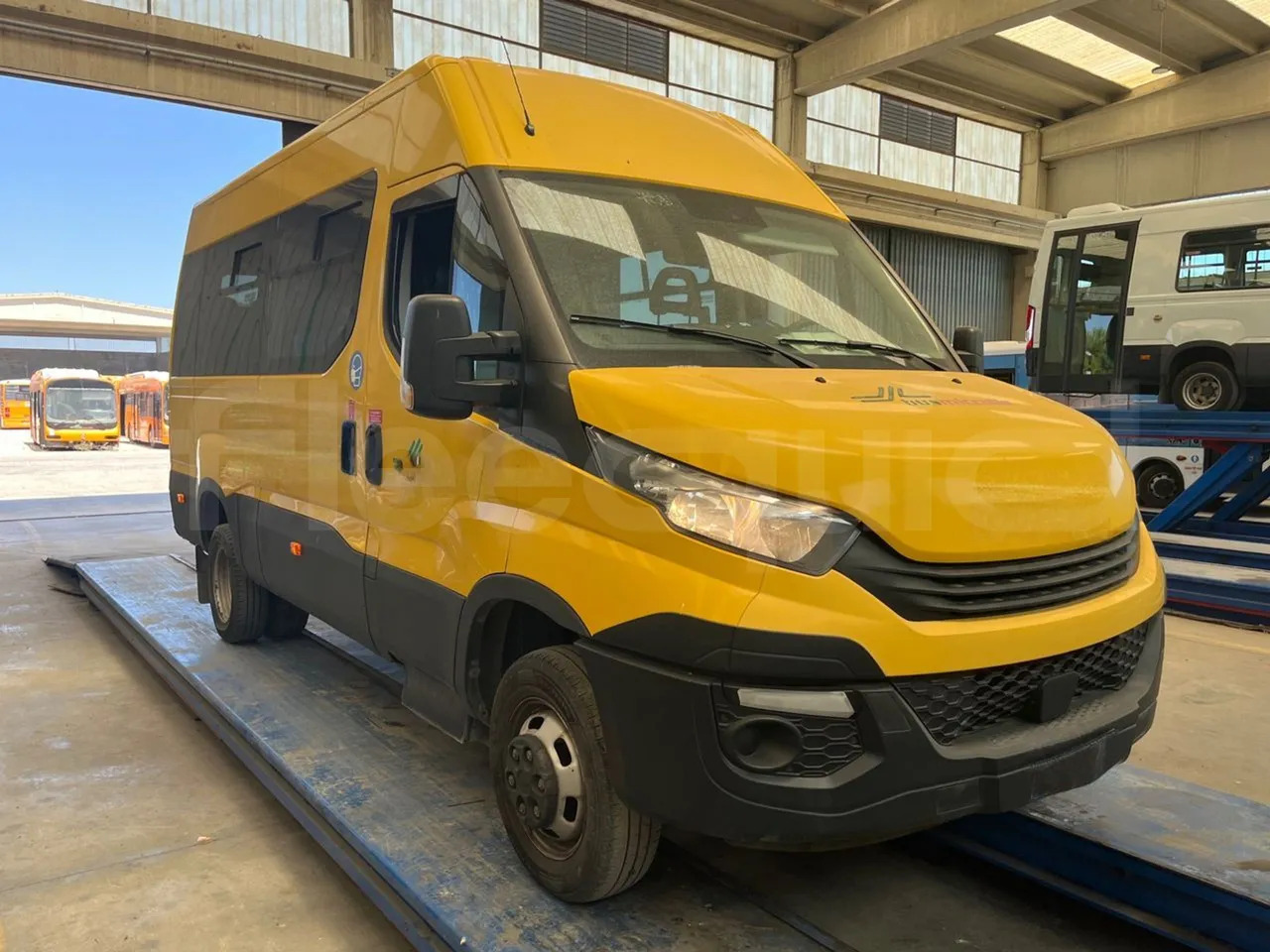 Iveco Daily - Schoolbus: afbeelding 1 Iveco Daily - Schoolbus: afbeelding 1
