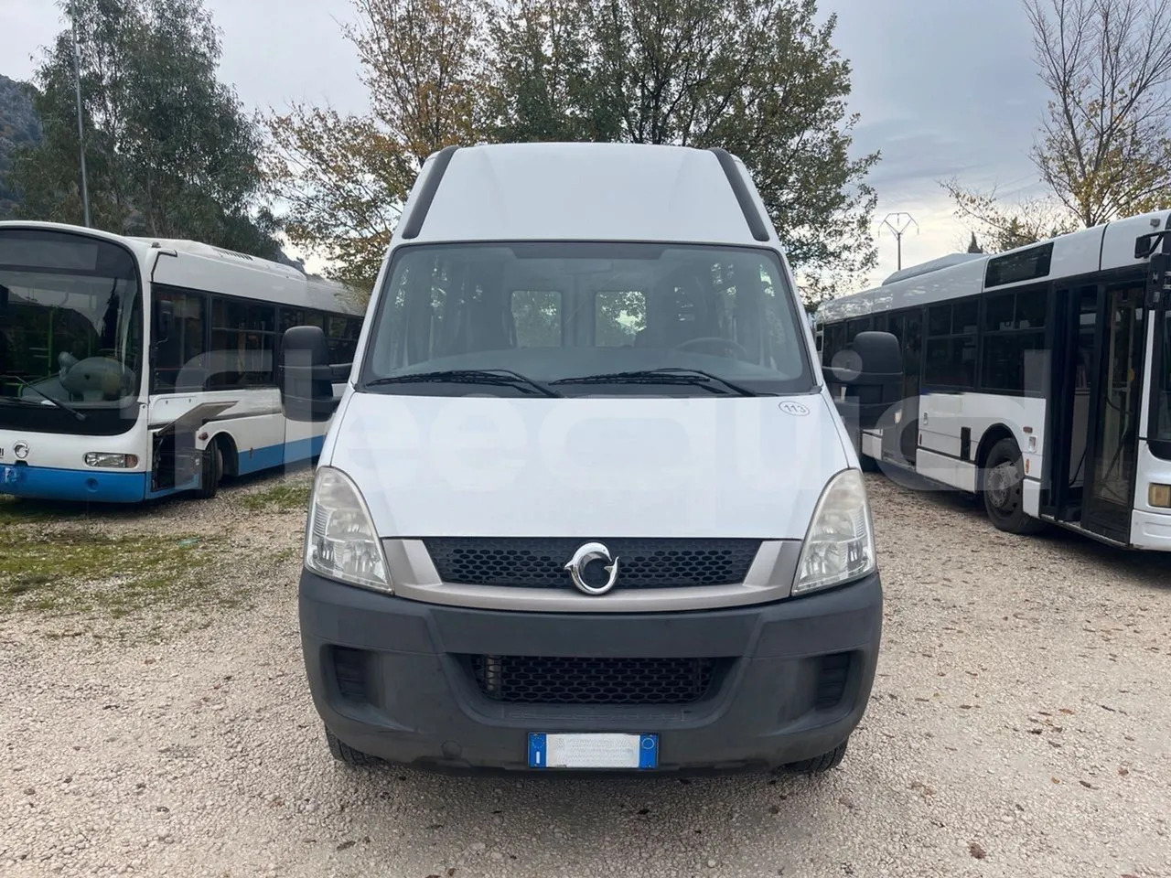 Iveco Daily - Schoolbus: afbeelding 2 Iveco Daily - Schoolbus: afbeelding 2