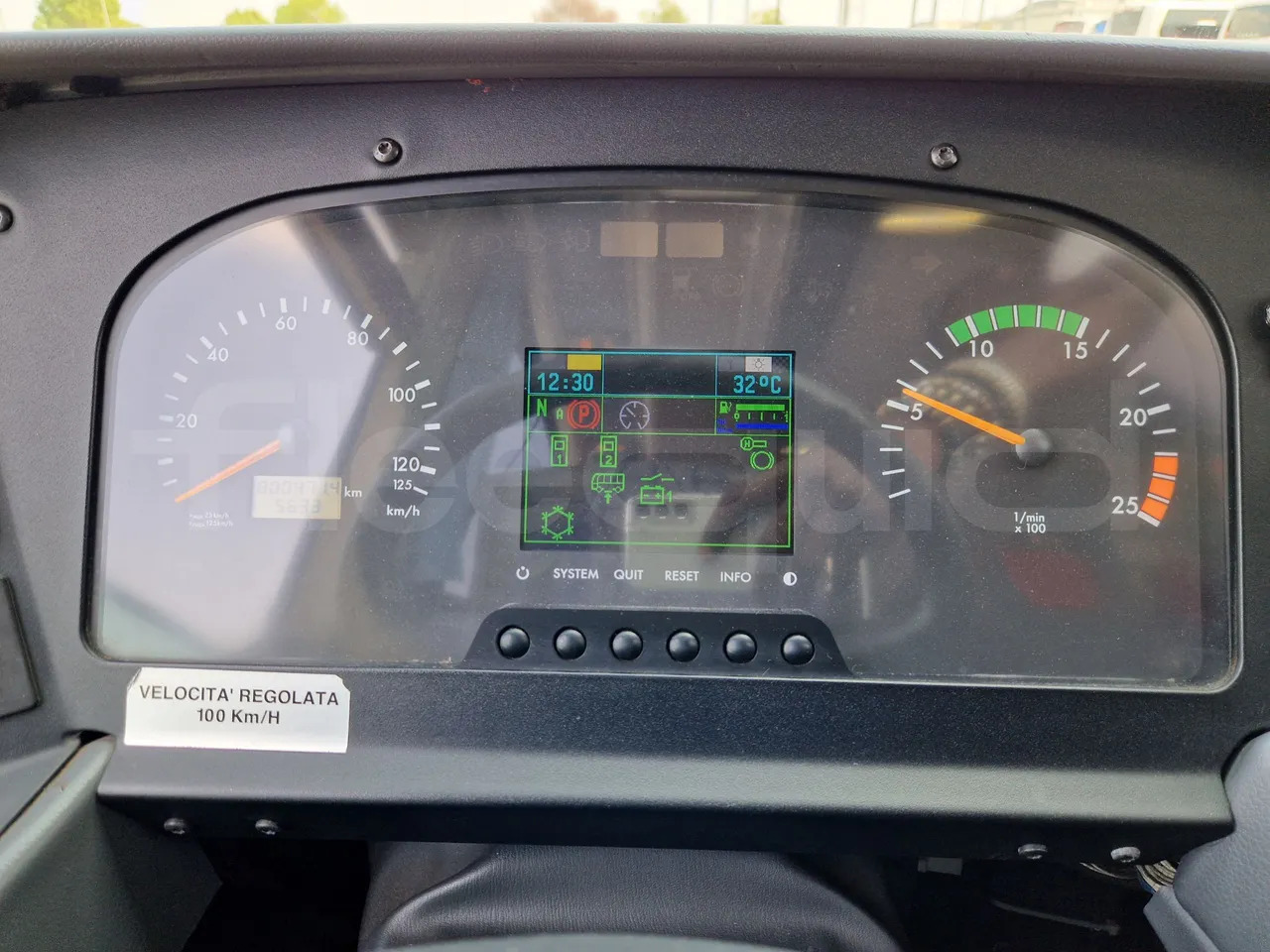 Mercedes-Benz Tourismo - Touringcar: afbeelding 3 Mercedes-Benz Tourismo - Touringcar: afbeelding 3