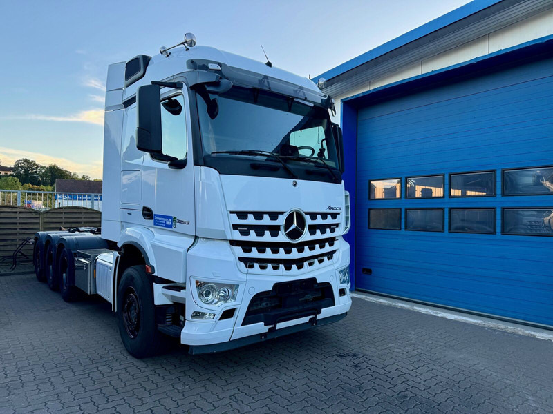 Mercedes-Benz Arocs MP5 3253 8x4 Tridem ARK HIAB 24 to - Haakarmsysteem vrachtwagen: afbeelding 4 Mercedes-Benz Arocs MP5 3253 8x4 Tridem ARK HIAB 24 to - Haakarmsysteem vrachtwagen: afbeelding 4