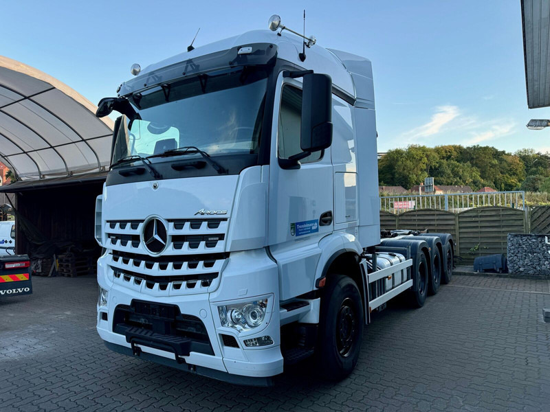Mercedes-Benz Arocs MP5 3253 8x4 Tridem ARK HIAB 24 to - Haakarmsysteem vrachtwagen: afbeelding 3 Mercedes-Benz Arocs MP5 3253 8x4 Tridem ARK HIAB 24 to - Haakarmsysteem vrachtwagen: afbeelding 3