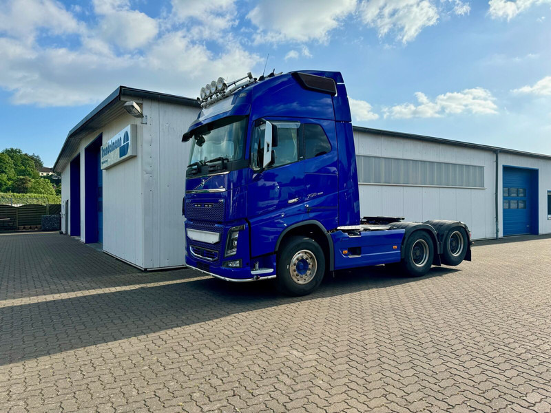 Trekker Volvo FH-16-750 SZM 6x4 80 to Retarder TÜV 09.2026: afbeelding 10 Trekker Volvo FH-16-750 SZM 6x4 80 to Retarder TÜV 09.2026: afbeelding 10