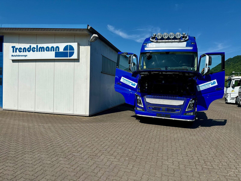 Trekker Volvo FH-16-750 SZM 6x4 80 to Retarder TÜV 09.2026: afbeelding 18 Trekker Volvo FH-16-750 SZM 6x4 80 to Retarder TÜV 09.2026: afbeelding 18