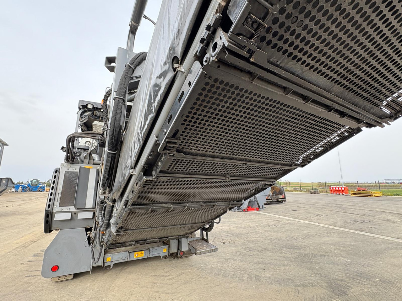 VÖGELE MT 3000-3i OFFSET - Asfaltafwerkmachine: afbeelding 2 VÖGELE MT 3000-3i OFFSET - Asfaltafwerkmachine: afbeelding 2