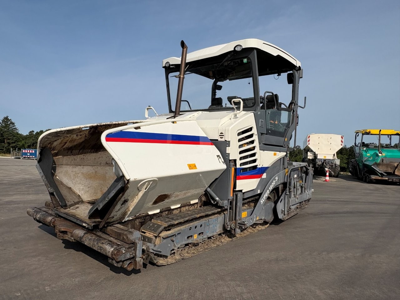 VÖGELE SUPER 1800-3i - Asfaltafwerkmachine: afbeelding 2 VÖGELE SUPER 1800-3i - Asfaltafwerkmachine: afbeelding 2