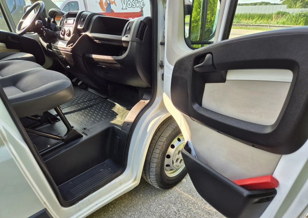 Bestelwagen met dubbele cabine Citroën Jumper 3.0 180KM Dubel Kabina: afbeelding 7 Bestelwagen met dubbele cabine Citroën Jumper 3.0 180KM Dubel Kabina: afbeelding 7