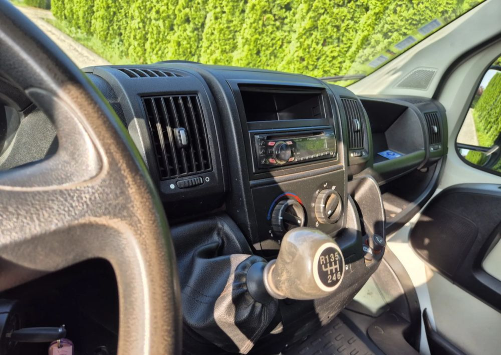 Bestelwagen met dubbele cabine Citroën Jumper 3.0 180KM Dubel Kabina: afbeelding 8 Bestelwagen met dubbele cabine Citroën Jumper 3.0 180KM Dubel Kabina: afbeelding 8