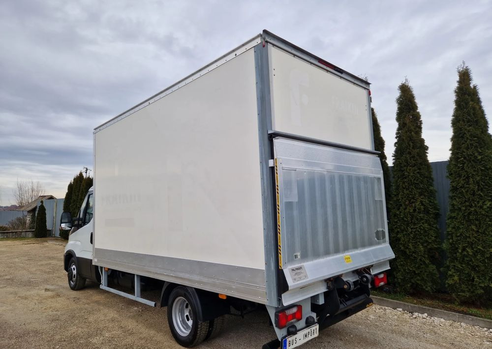 Iveco 35C14 35C13 - Bestelwagen gesloten laadbak: afbeelding 3 Iveco 35C14 35C13 - Bestelwagen gesloten laadbak: afbeelding 3