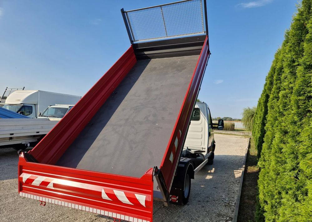 Iveco 35C15 3.0 - Kipper bestelwagen: afbeelding 4 Iveco 35C15 3.0 - Kipper bestelwagen: afbeelding 4