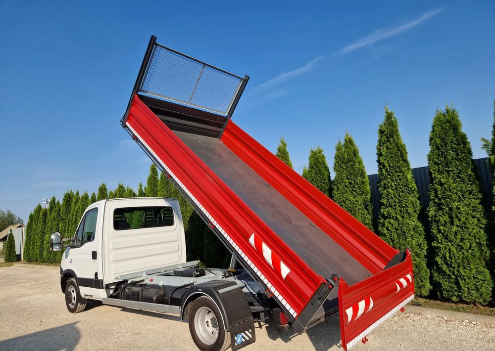 Iveco 35C15 3.0 - Kipper bestelwagen: afbeelding 3 Iveco 35C15 3.0 - Kipper bestelwagen: afbeelding 3