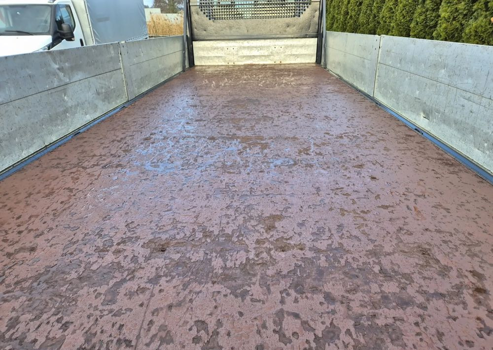 Iveco 65C15 3.0 150KM/ Skrzyniowy/ - Bestelwagen open laadbak: afbeelding 4 Iveco 65C15 3.0 150KM/ Skrzyniowy/ - Bestelwagen open laadbak: afbeelding 4