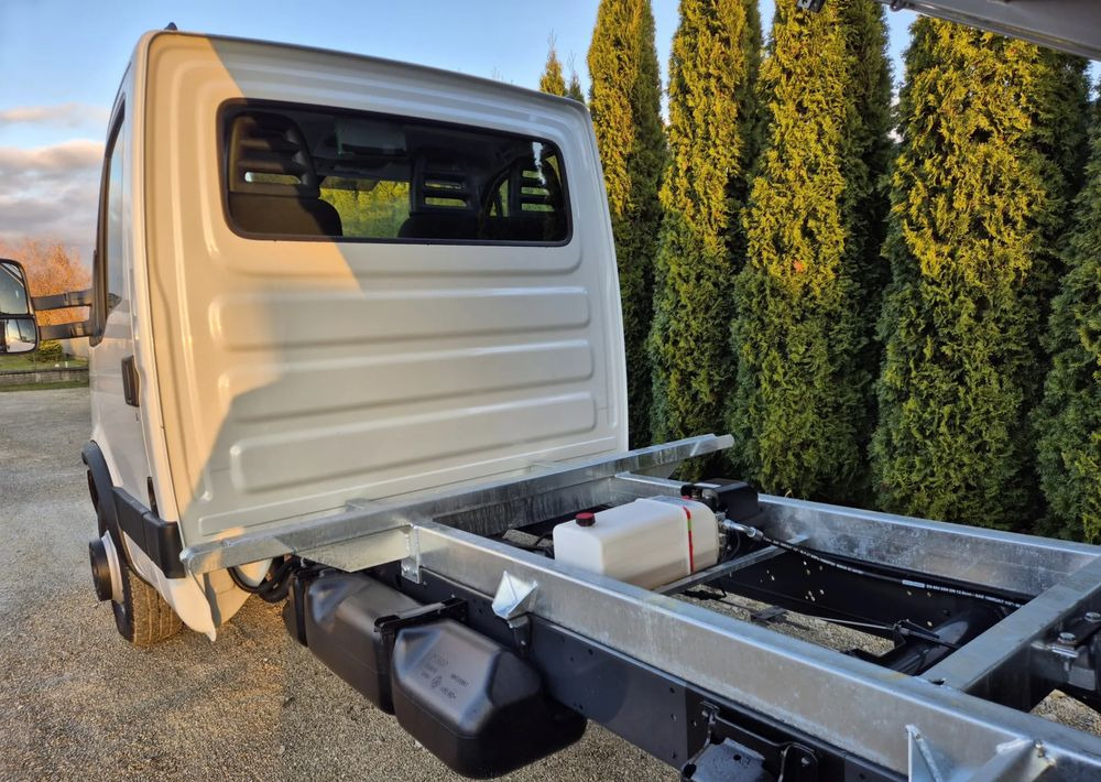 Iveco 70c17 3.0 170KM/ Nowy Kiper 3.8m/ - Kipper bestelwagen: afbeelding 4 Iveco 70c17 3.0 170KM/ Nowy Kiper 3.8m/ - Kipper bestelwagen: afbeelding 4