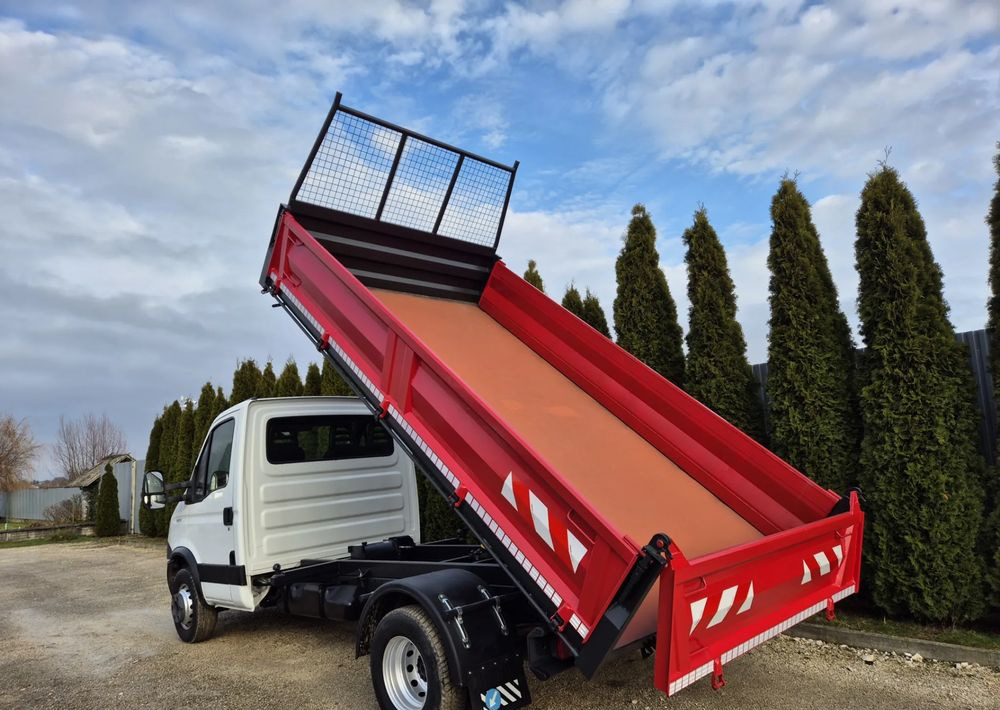 Iveco 70c17 3.0 170KM/ Wywrotka 3-str/ - Kipper bestelwagen: afbeelding 3 Iveco 70c17 3.0 170KM/ Wywrotka 3-str/ - Kipper bestelwagen: afbeelding 3