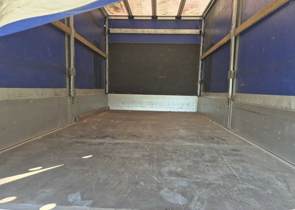 Iveco Iveco 35c14 2.3 140KM Plandeka - Bestelwagen open laadbak: afbeelding 4 Iveco Iveco 35c14 2.3 140KM Plandeka - Bestelwagen open laadbak: afbeelding 4