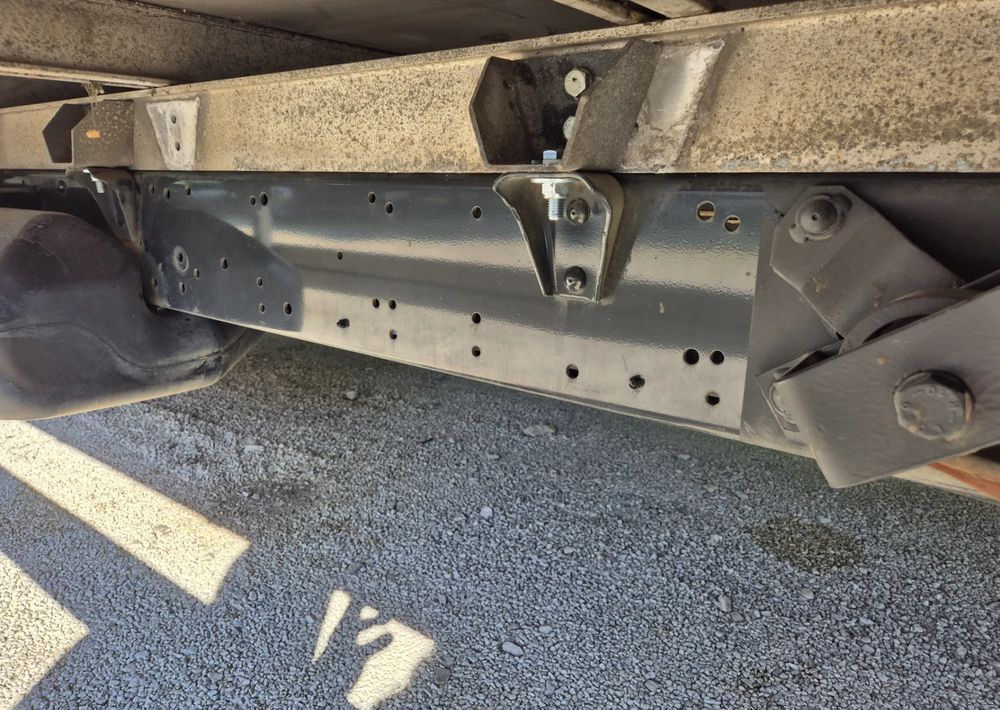 Iveco Iveco 35c14 2.3 140KM Plandeka - Bestelwagen open laadbak: afbeelding 5 Iveco Iveco 35c14 2.3 140KM Plandeka - Bestelwagen open laadbak: afbeelding 5