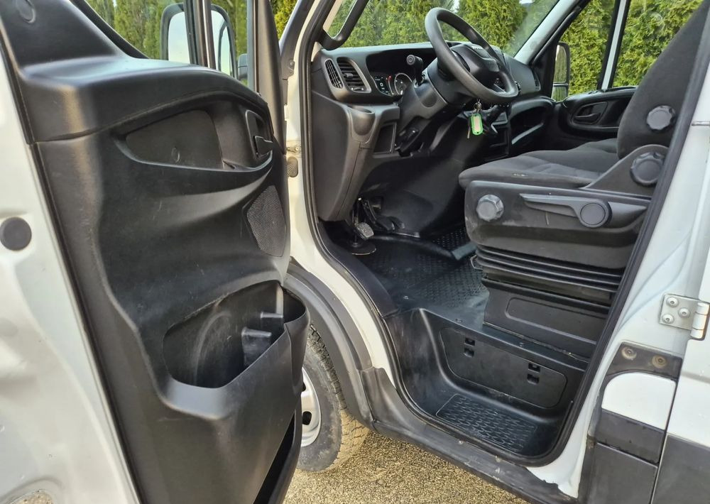 Iveco Iveco 35c18 3.0 180KM Brygadówka/ - Kipper bestelwagen: afbeelding 5 Iveco Iveco 35c18 3.0 180KM Brygadówka/ - Kipper bestelwagen: afbeelding 5