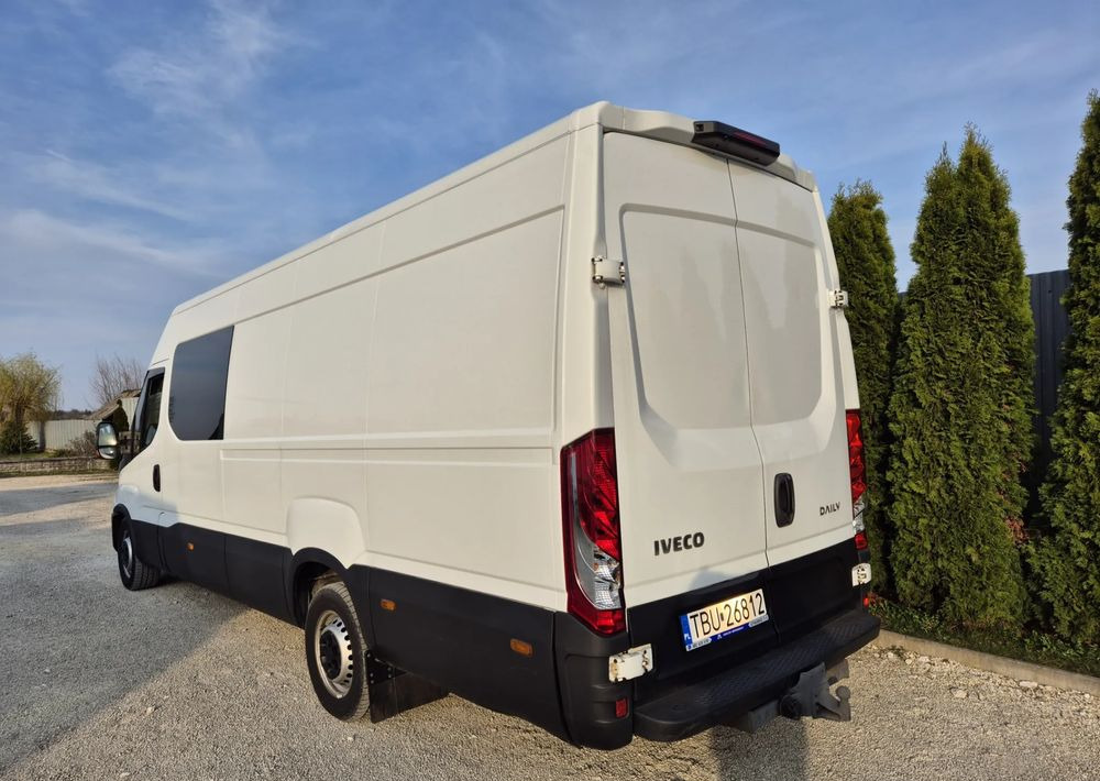 Iveco Iveco 35s18 3.0 180KM Brygadówka manual - Bestelwagen met dubbele cabine: afbeelding 3 Iveco Iveco 35s18 3.0 180KM Brygadówka manual - Bestelwagen met dubbele cabine: afbeelding 3