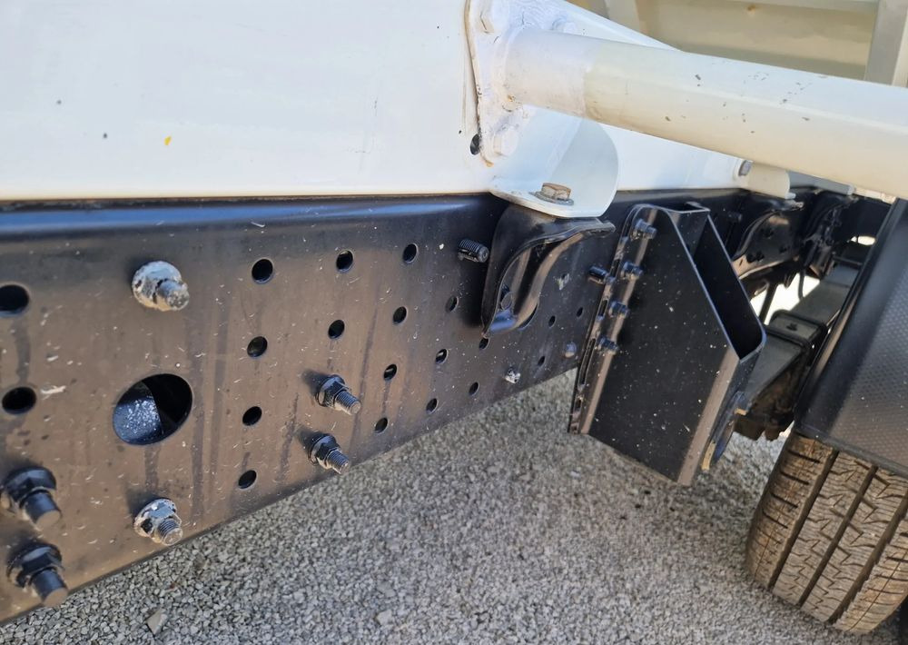 Kipper bestelwagen Mitsubishi CANTER 3C13 IVECO 3.0 EURO 5: afbeelding 8 Kipper bestelwagen Mitsubishi CANTER 3C13 IVECO 3.0 EURO 5: afbeelding 8