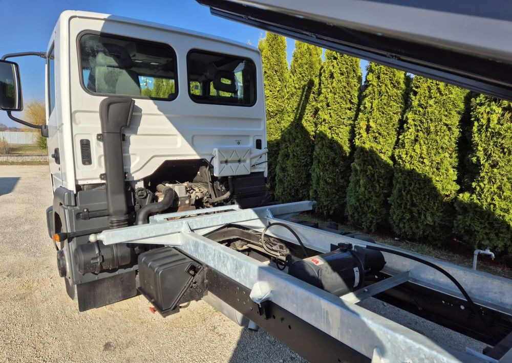 Nissan Atleon 56.13 3.0 130KM - Kipper bestelwagen: afbeelding 5 Nissan Atleon 56.13 3.0 130KM - Kipper bestelwagen: afbeelding 5