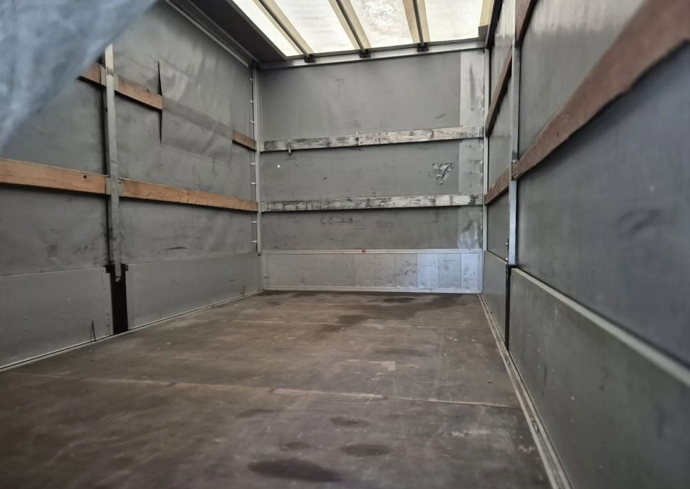 Renault Master 2.3 150KM - Schuifzeilen bestelwagen: afbeelding 4 Renault Master 2.3 150KM - Schuifzeilen bestelwagen: afbeelding 4