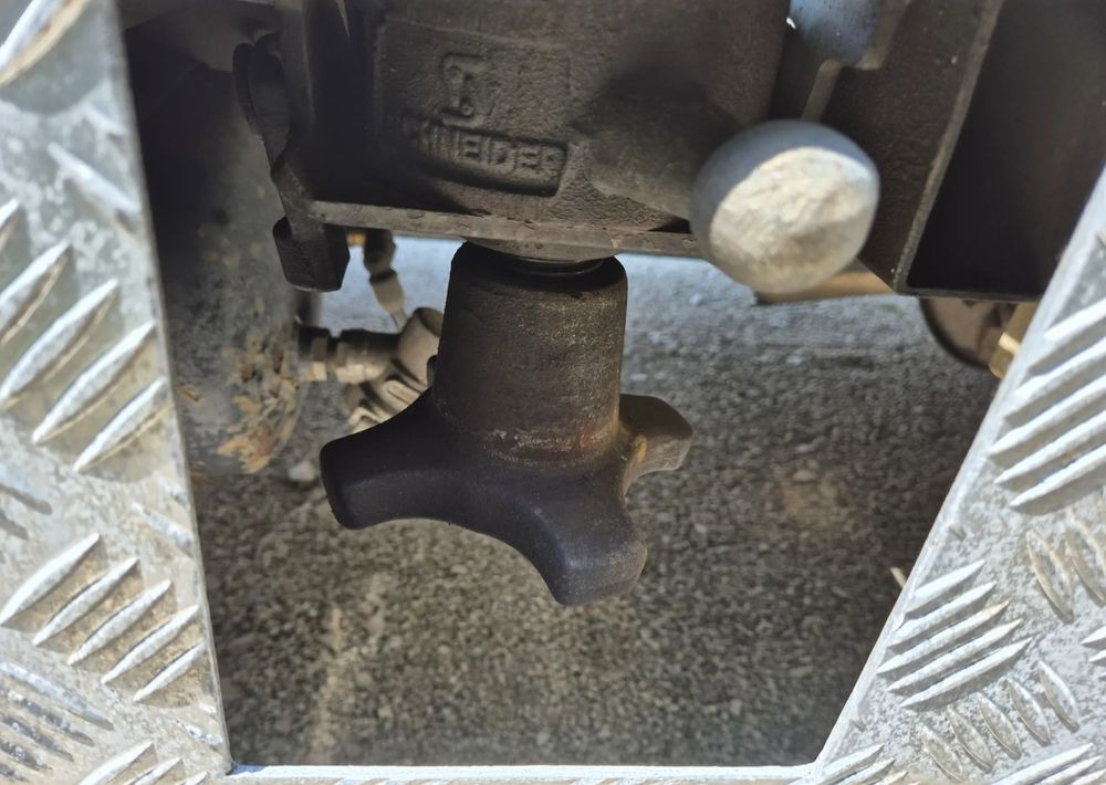 Trekker Zabudowa ciągnik siodłowy Iveco 2008 rok, stan bdb!: afbeelding 11 Trekker Zabudowa ciągnik siodłowy Iveco 2008 rok, stan bdb!: afbeelding 11