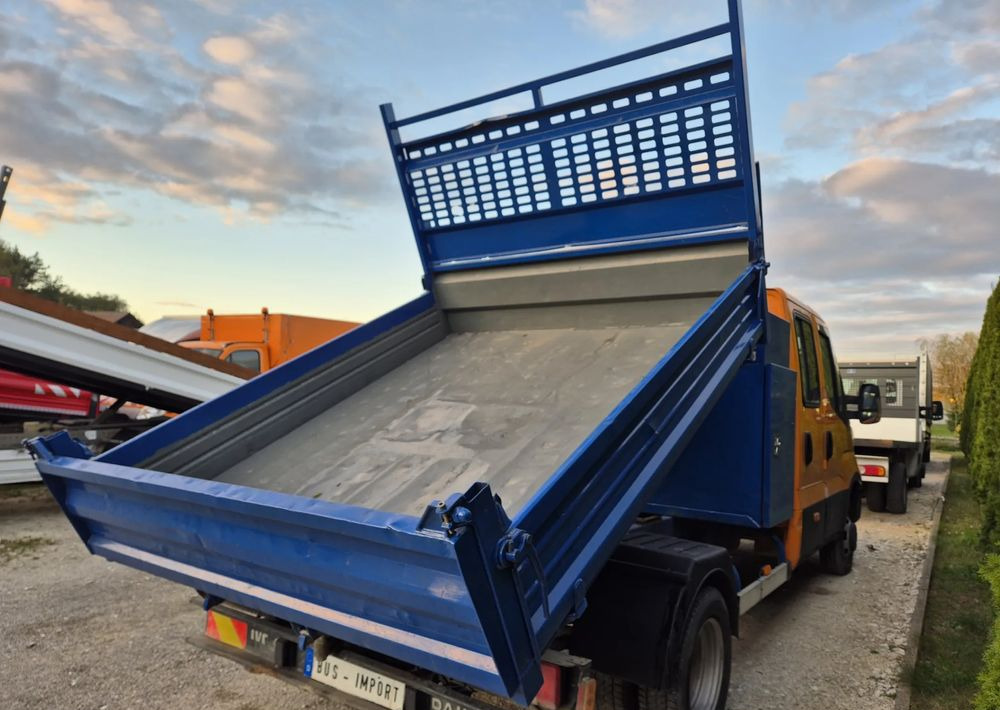 Wywrotka, Wywrot, Kiper 2.4m +skrzynka narzędziowa , 2015 rok. - Kipper laadbak: afbeelding 3 Wywrotka, Wywrot, Kiper 2.4m +skrzynka narzędziowa , 2015 rok. - Kipper laadbak: afbeelding 3