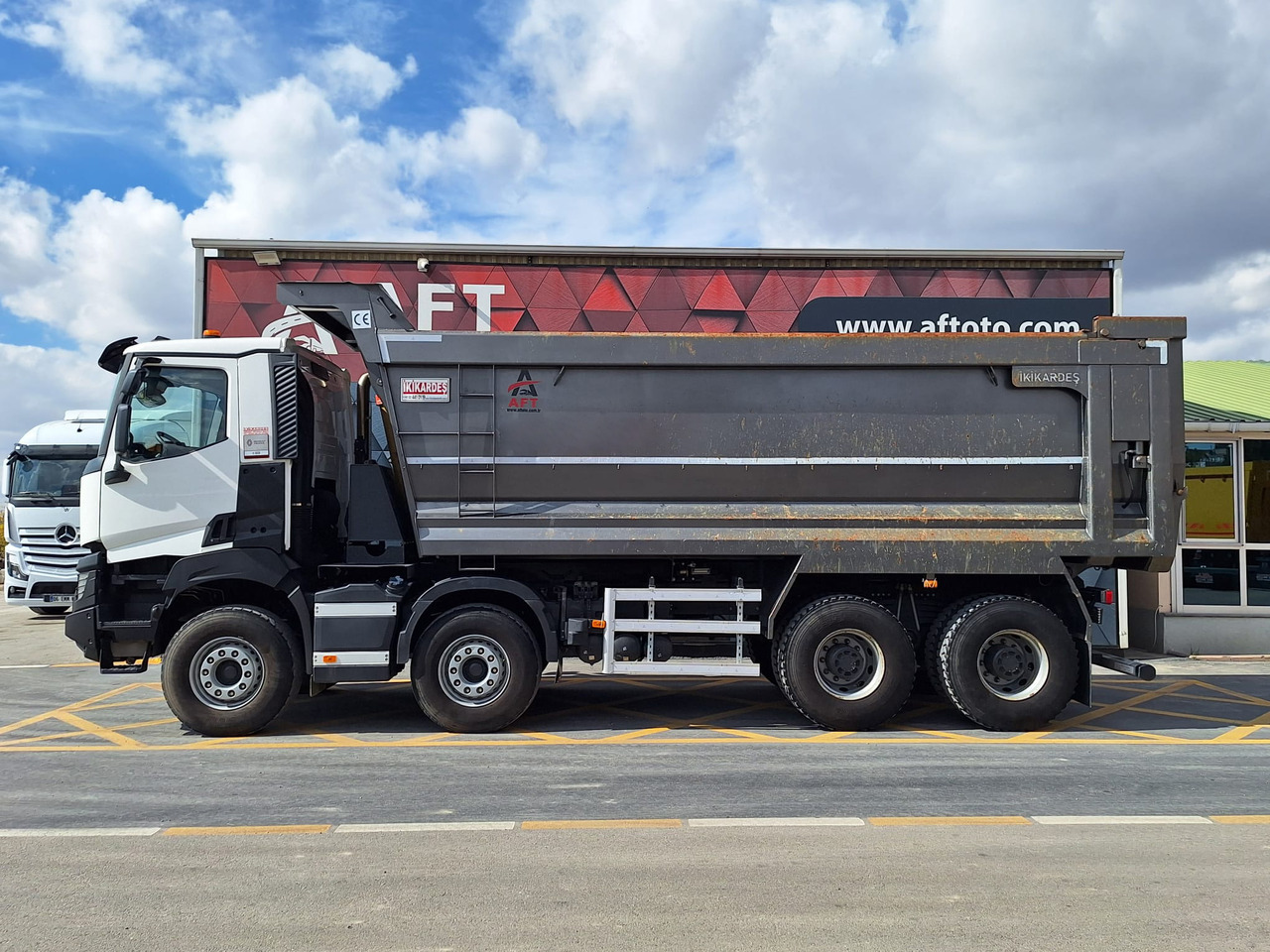 RENAULT K 520 - Kipper vrachtwagen: afbeelding 5 RENAULT K 520 - Kipper vrachtwagen: afbeelding 5