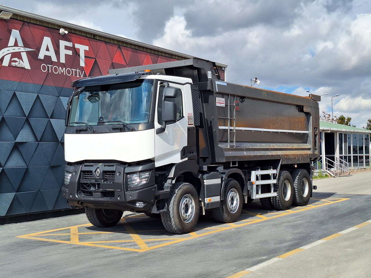 RENAULT K 520 - Kipper vrachtwagen: afbeelding 1 RENAULT K 520 - Kipper vrachtwagen: afbeelding 1