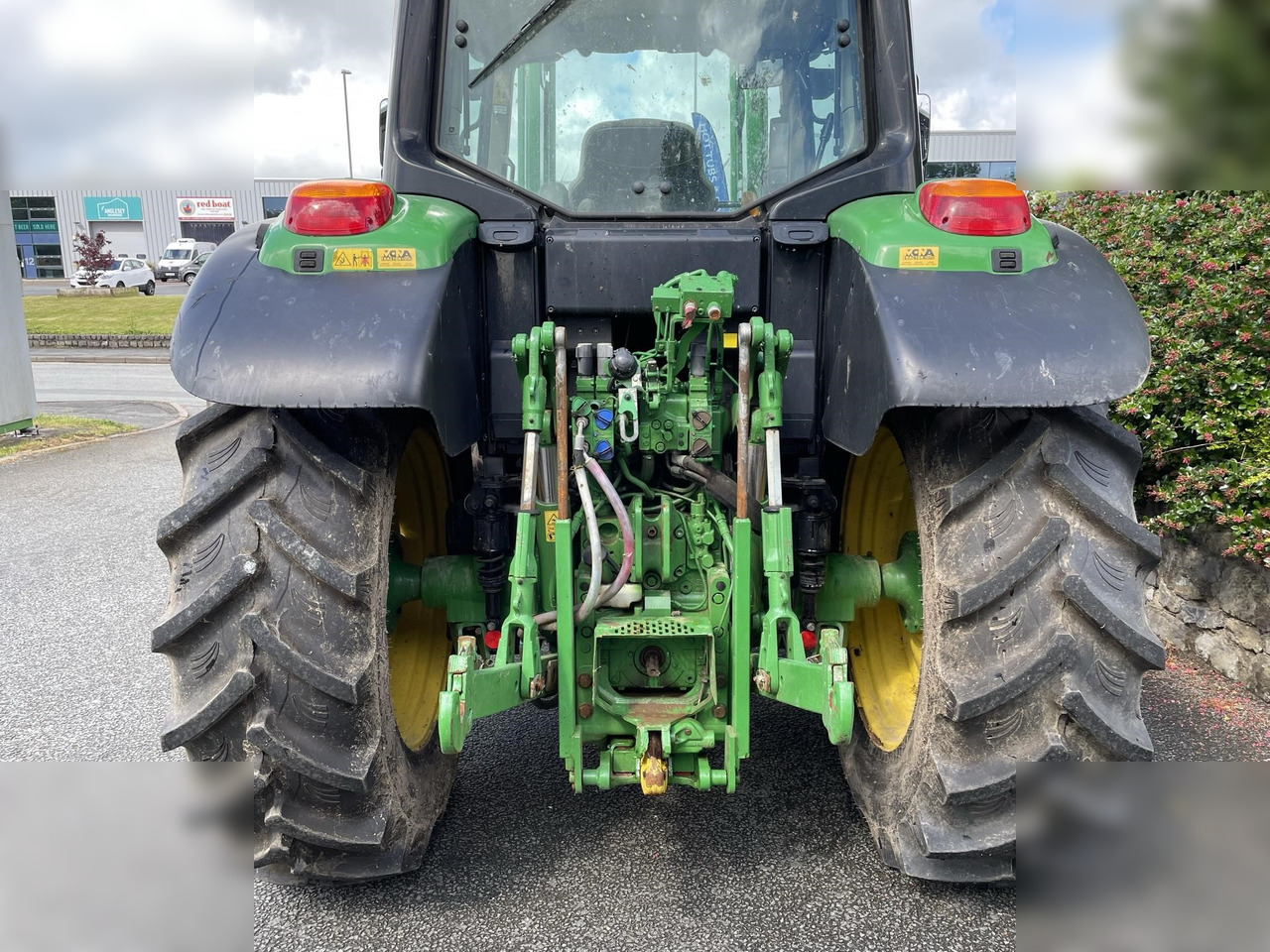 2020 JOHN DEERE 6120M - Tractor: afbeelding 2 2020 JOHN DEERE 6120M - Tractor: afbeelding 2